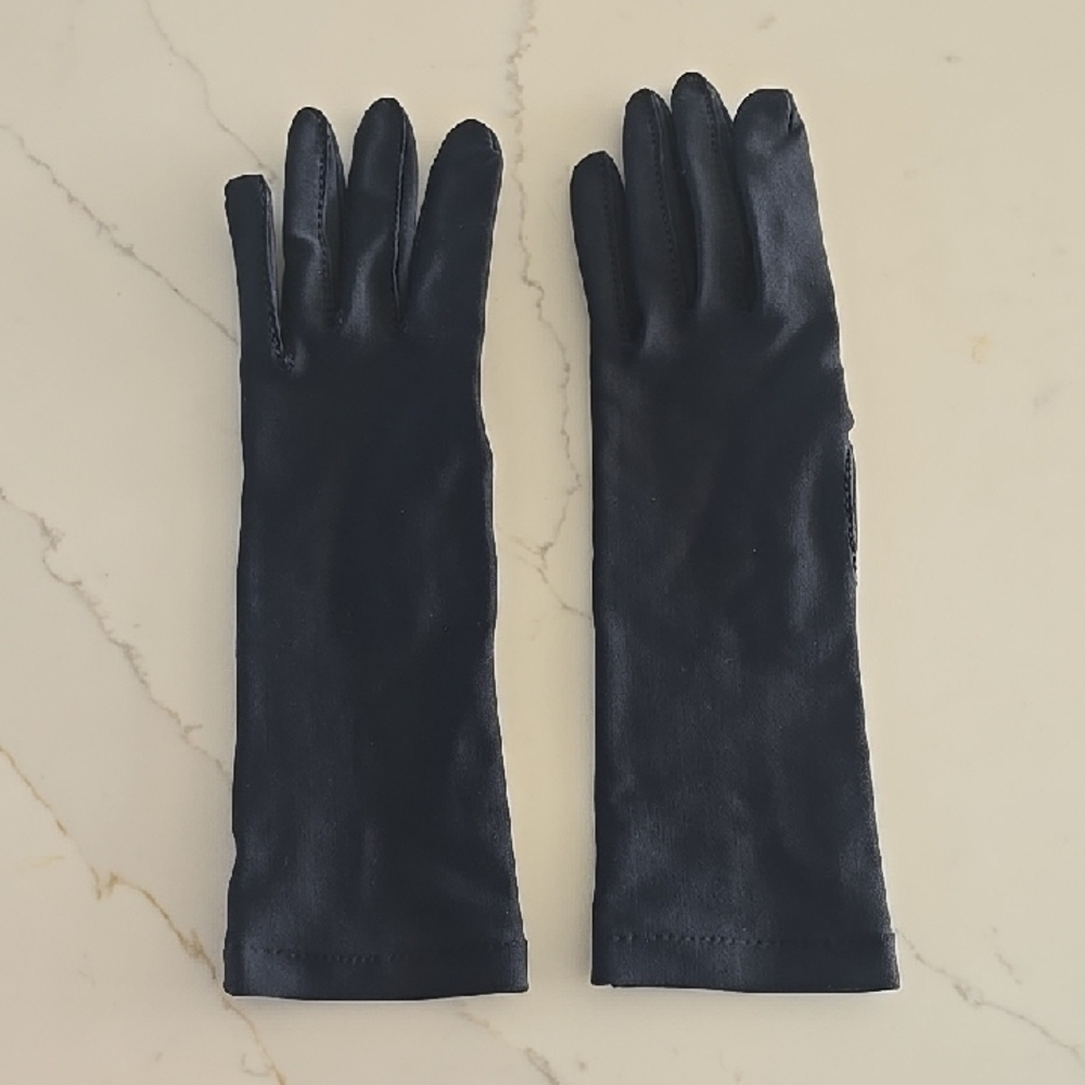 Isotoner Classic Navy Blue Gloves